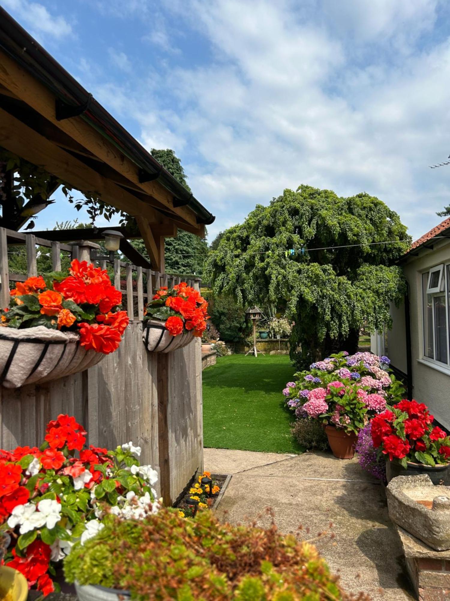 Acorn Cottage Оллертон Экстерьер фото